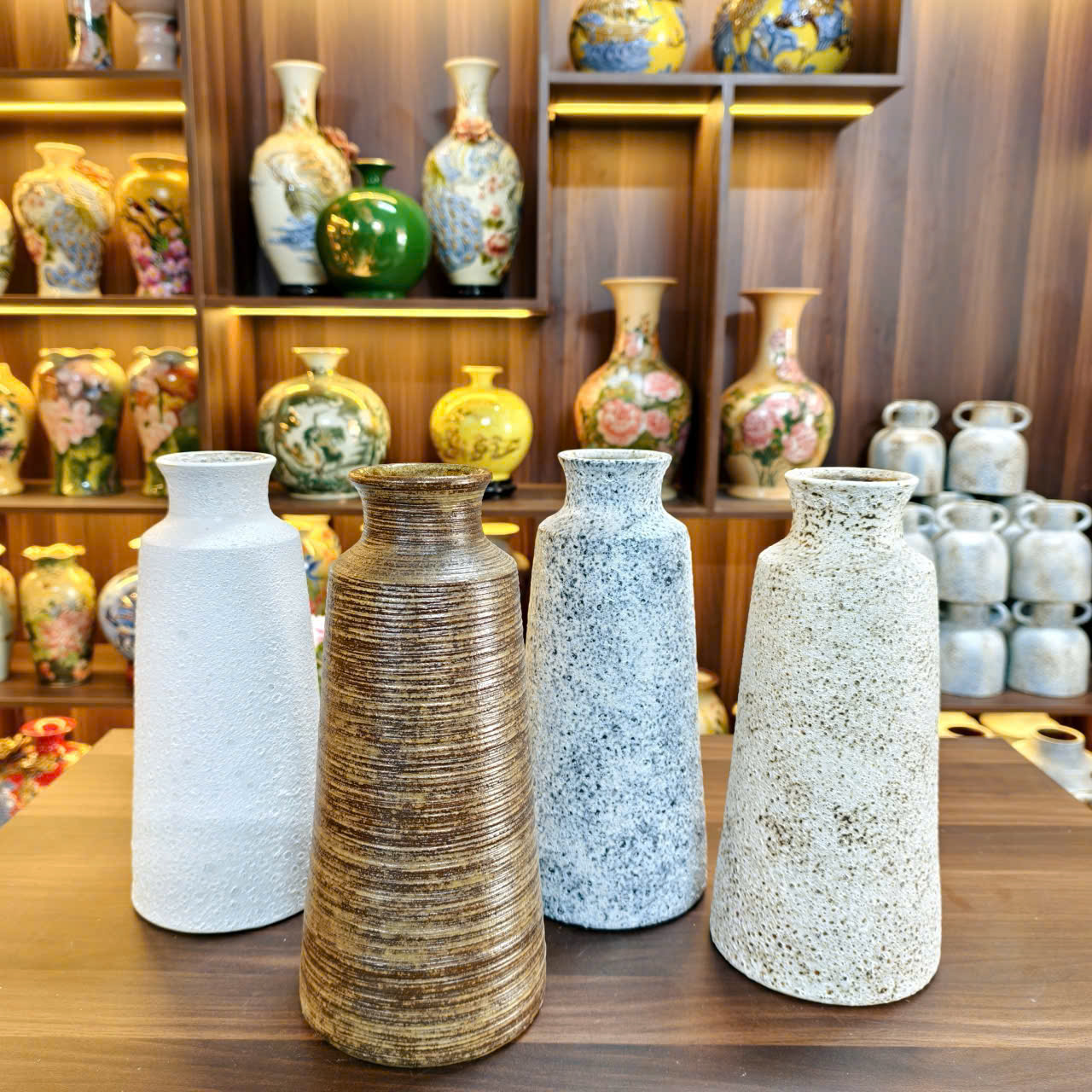 Mẫu bình hoa đẹp đơn giản sang trọng