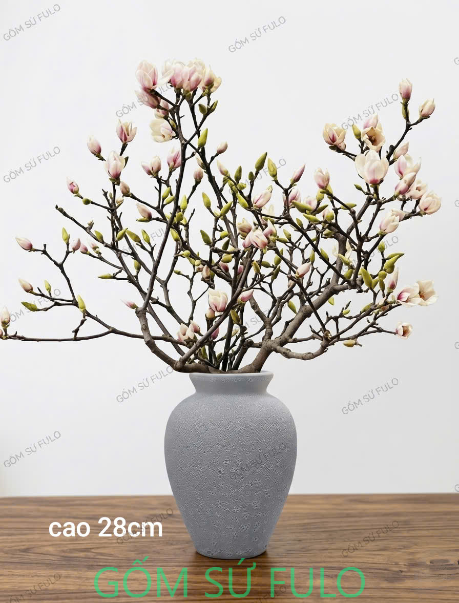 Bình cắm hoa mộc lan để bàn