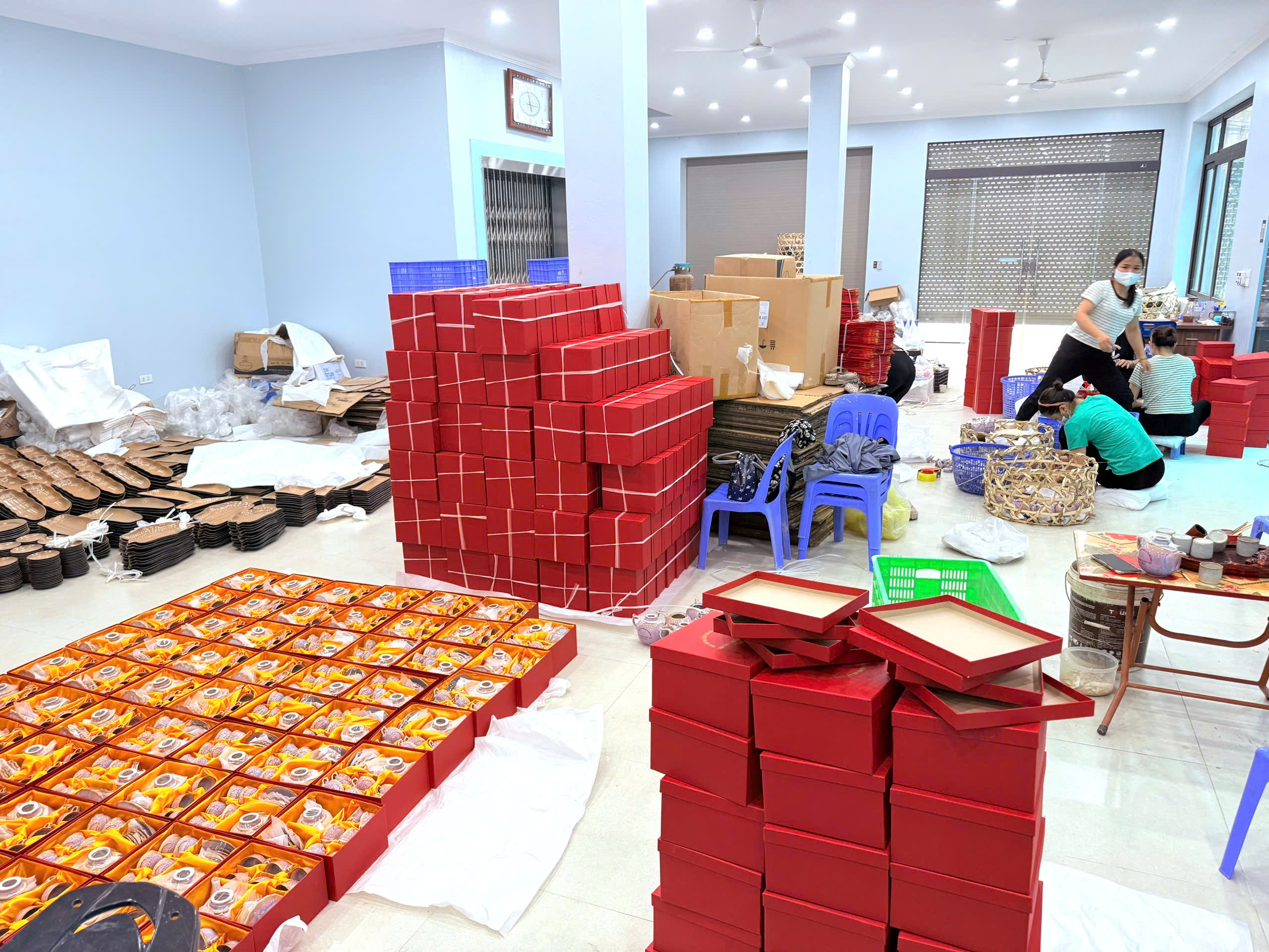 Mẫu bộ ấm trà quà tặng- gốm sứ Fulo